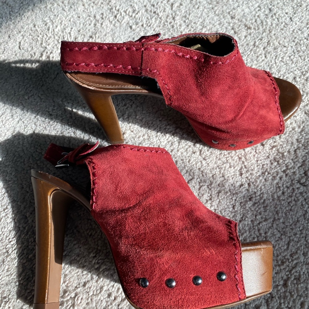Suede leather sandals